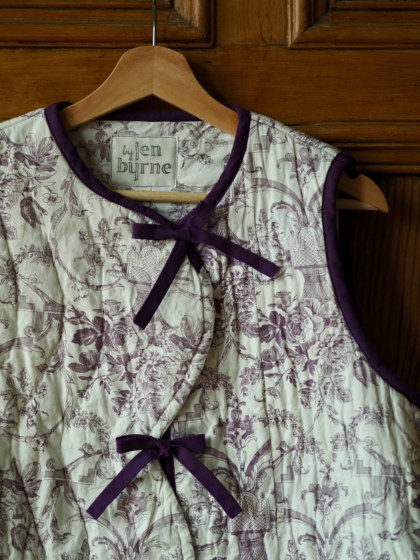 Toile de Jouy Quilt Vest - Small (UK 8-10)